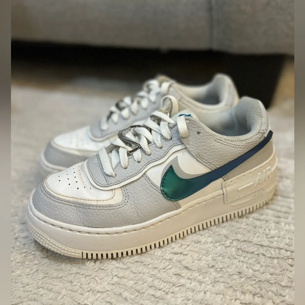 Nike Air Force 1 Shadow Metallic Teal Women’s Size 7.5 White Green Sneakers